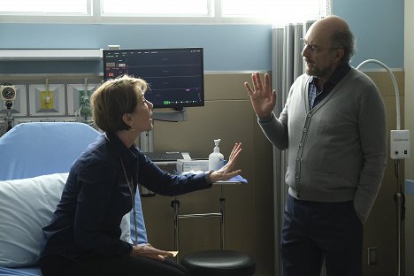 Ann Cusack, Richard Schiff - The Good Doctor - Fora de prazo - Do filme