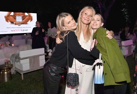 Sex, Love & goop Special Screening Hosted By Gwyneth Paltrow on October 21, 2021, Brentwood, California - Gwyneth Paltrow, Erin Foster - Sex, láska a goop - Z akcí