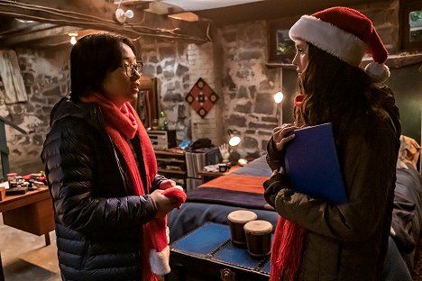 Jimmy O. Yang, Nina Dobrev - Love Hard - Film