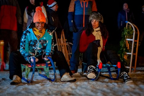 Sushila Sara Mai, Aybi Era - Alice im Weihnachtsland - Photos