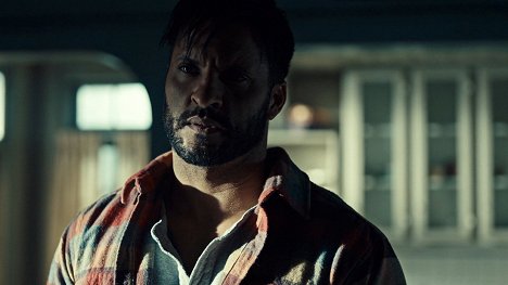 Ricky Whittle - American Gods - Fire and Ice - Photos