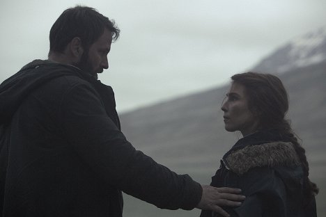 Hilmir Snær Guðnason, Noomi Rapace - Lamb - Film
