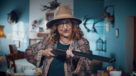 Mamen García - Tengamos la fiesta en paz - Filmfotos