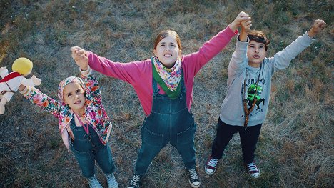 Ana Bravo, Eva Bravo, Juan Sánchez - Tengamos la fiesta en paz - Filmfotók