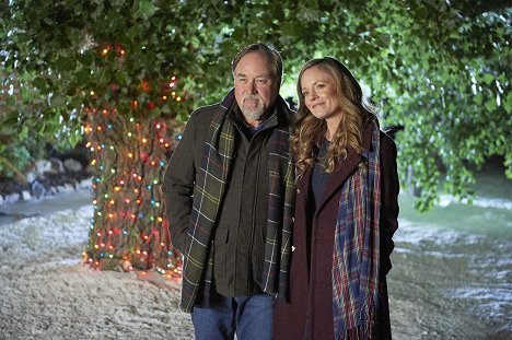 Richard Karn, Rachel Boston - Check Inn to Christmas - Van film
