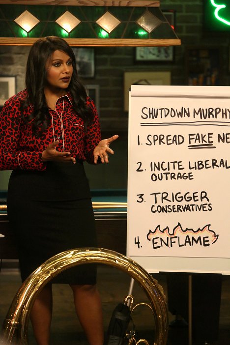 Mindy Kaling - It's Always Sunny in Philadelphia - The Gang Makes Paddy's Great Again - Photos