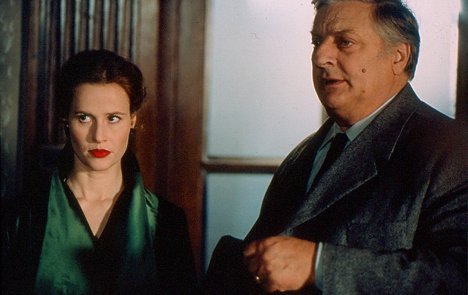 Florence Darel, Bruno Cremer - Maigret - Maigret et la fenêtre ouverte - Film
