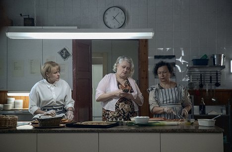 Leea Klemola, Tiina Pirhonen, Sinikka Mokkila - Huonot naiset - Film