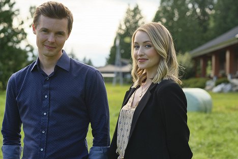Tyler Johnston, Emily Tennant - A Picture Perfect Wedding - Film