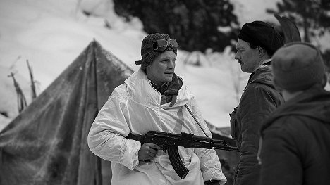 Evgeniy Tkachuk, Egor Beroev - Dead Mountain: The Dyatlov Pass Incident - Episode 6 - Photos