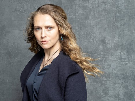 Teresa Palmer - A Discovery of Witches - Season 3 - Werbefoto