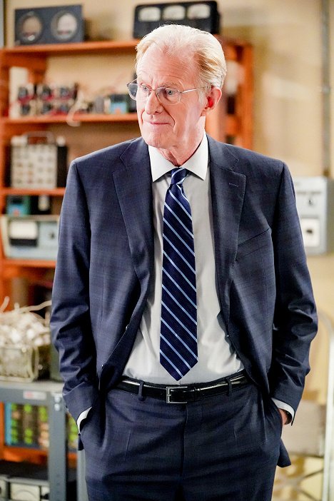 Ed Begley Jr. - Young Sheldon - Stuffed Animals and a Sweet Southern Syzygy - Photos