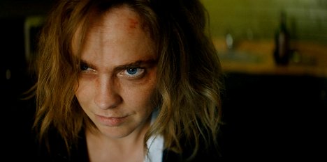 Fiona Dourif - Chucky - Cape Queer - Z filmu