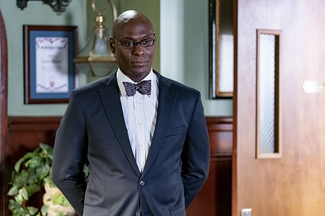 Lance Reddick - Young Sheldon - An Introduction to Engineering and a Glob of Hair Gel - Photos
