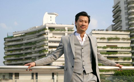 Frédéric Chau - Coup de foudre à Bangkok - Promo