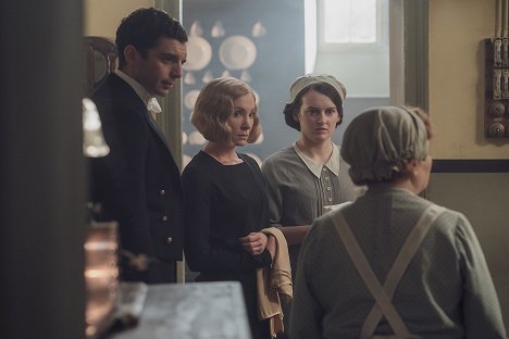 Michael Fox, Joanne Froggatt, Sophie McShera - Downton Abbey II : Une nouvelle ère - Film
