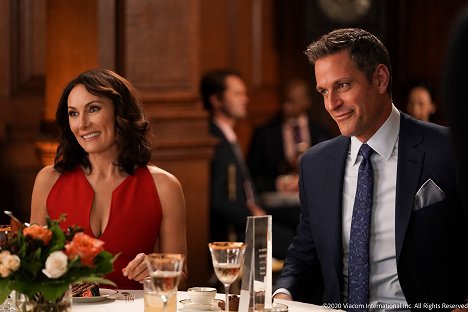 Laura Benanti, Peter Hermann - Younger - The Baroness - Film