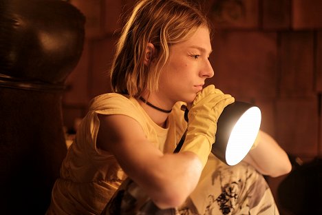 Hunter Schafer - Euphoria - Wahrheit oder Pflicht - Filmfotos