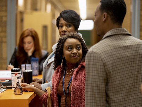 Sheryl Lee Ralph, Quinta Brunson - Abbott Elementary - Gifted Program - Photos