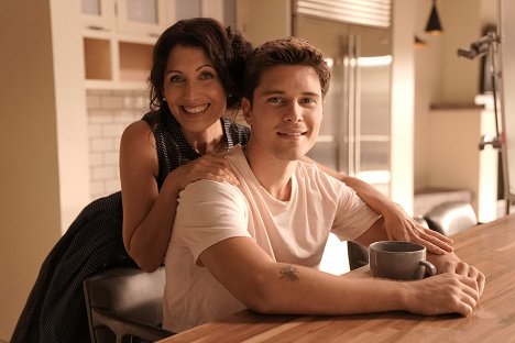 Lisa Edelstein, Ronen Rubinstein - 9-1-1: Lone Star - Shock & Thaw - Kuvat kuvauksista