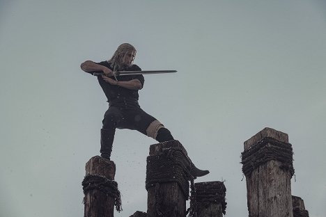 Henry Cavill - The Witcher - Kaer Morhen - Filmfotos