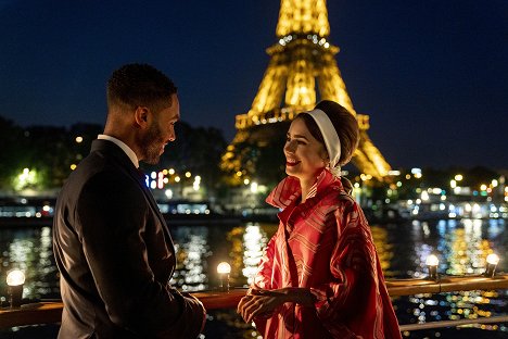 Lucien Laviscount, Lily Collins - Emily Párizsban - An Englishman in Paris - Filmfotók