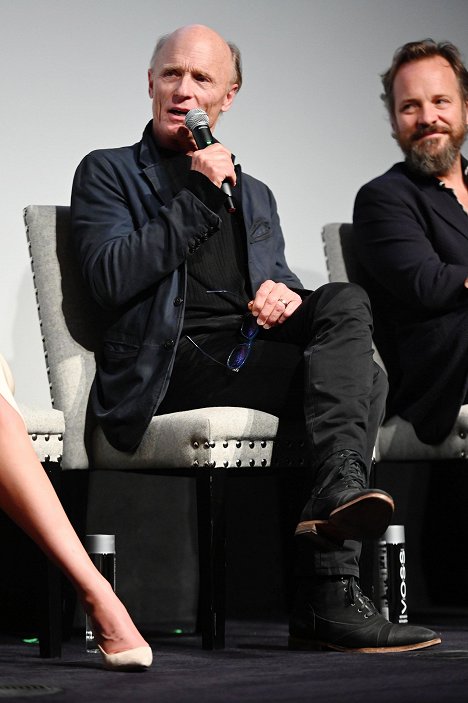 "The Lost Daughter" NYC Tastemaker Screening at Crosby Hotel on September 30, 2021 in New York City - Ed Harris, Peter Sarsgaard - The Lost Daughter - Events