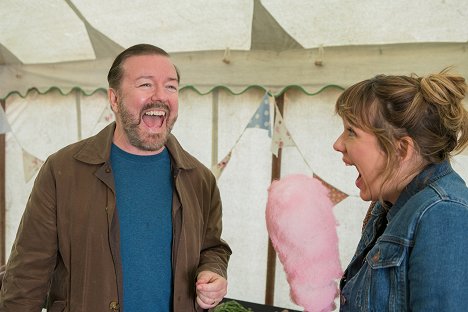 Ricky Gervais, Kerry Godliman - After Life - Episode 6 - Photos