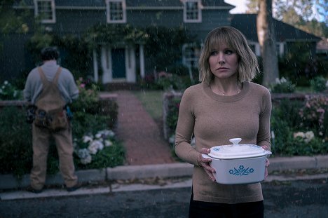 Kristen Bell - The Woman in the House Across the Street from the Girl in the Window - Episode 1 - Photos