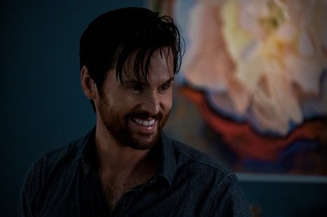 Tom Riley - The Woman in the House Across the Street from the Girl in the Window - Episode 6 - Photos
