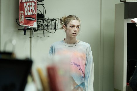 Hunter Schafer - Euphoria - You Who Cannot See, Think of Those Who Can - Photos