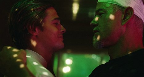 Henry Eikenberry, Eric Dane - Euphoria - You Who Cannot See, Think of Those Who Can - De la película