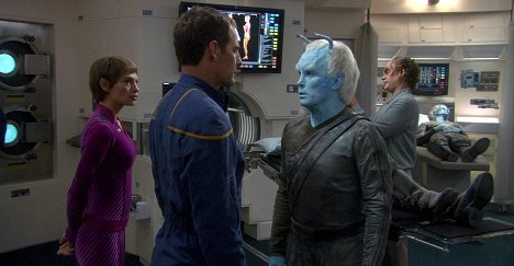 Jolene Blalock, Scott Bakula, Jeffrey Combs, John Billingsley - Star Trek: Enterprise - Babel Uno - De la película
