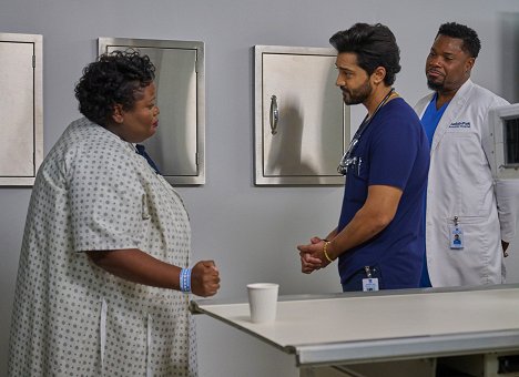 Manish Dayal, Malcolm-Jamal Warner - The Resident - Now You See Me - Photos