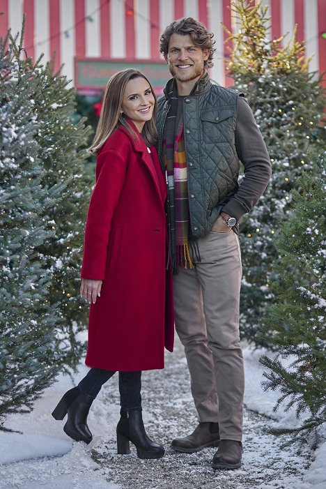 Rachael Leigh Cook, Travis Van Winkle - 'Tis the Season to be Merry - Promokuvat