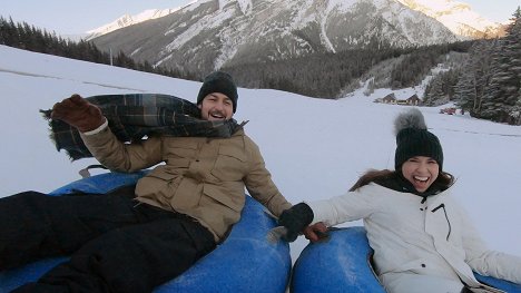 Tyler Hynes, Lacey Chabert - Winter in Vail - Film