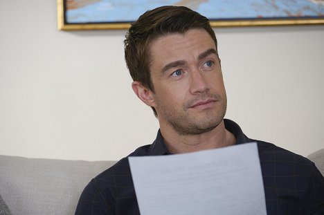 Robert Buckley - The Christmas House - Film