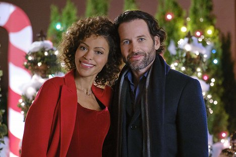 Alvina August, Eion Bailey - Deliver by Christmas - Werbefoto
