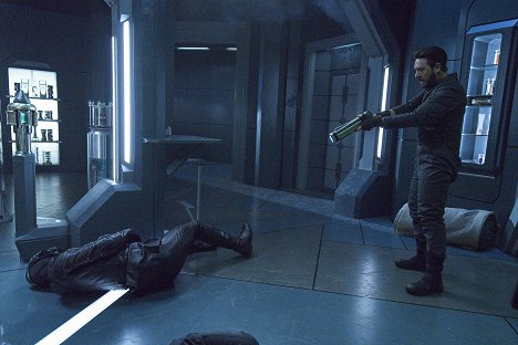 Shawn Doyle - Star Trek: Discovery - The Galactic Barrier - De la película