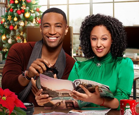 Brooks Darnell, Tamera Mowry-Housley - A Christmas Miracle - Promokuvat