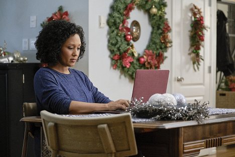 Tamera Mowry-Housley - A Christmas Miracle - Film