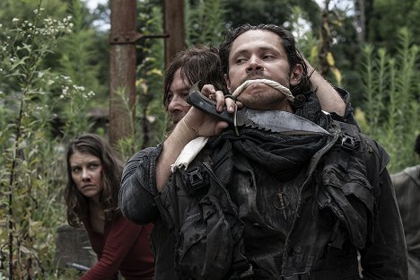 Lauren Cohan, Norman Reedus, Alex Meraz - The Walking Dead - No Other Way - Filmfotók