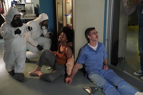 Diona Reasonover, Brian Dietzen - NCIS: Naval Criminal Investigative Service - Raven - Filmfotos