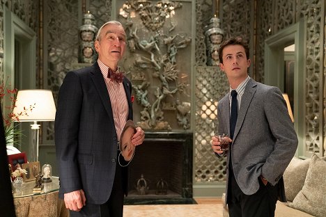 Sam Waterston, Dylan Minnette - The Dropout - Iron Sisters - Van film