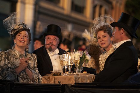 Carrie Coon, Nathan Lane, Kelli O'Hara - The Gilded Age - Changements irrésistibles - Film