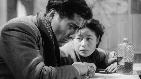 Toširó Mifune - Opilý anděl - Z filmu
