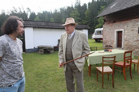 Pavel Liška, Jan Vlasák - Špunti na cestě - Host do domu - De la película