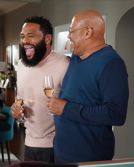 Anthony Anderson, Laurence Fishburne - Black-ish - And the Winner Is... - Z filmu