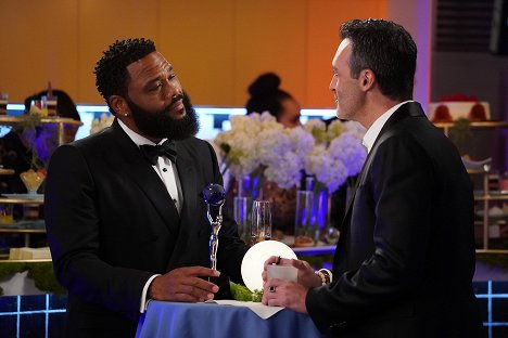 Anthony Anderson, Reid Scott - Black-ish - And the Winner Is... - Photos
