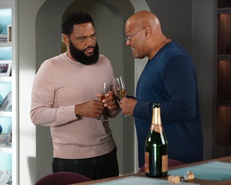 Anthony Anderson, Laurence Fishburne - Black-ish - And the Winner Is... - Filmfotók